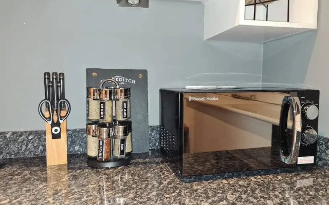 2br-sleeps4-citycentre-freeparking