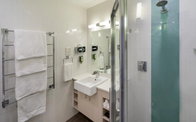 Hyde Park Inn Hotel