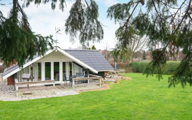 6 Person Holiday Home in Hejls