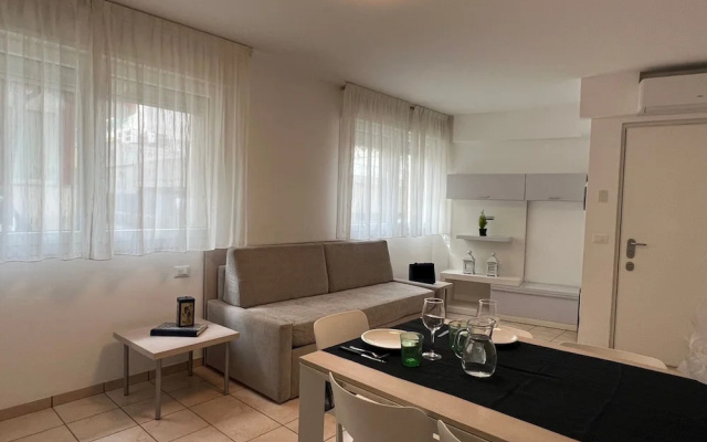 Modern Flat 50mt From the Beach