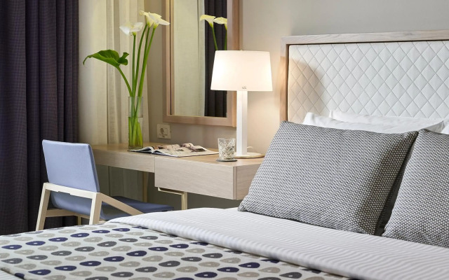 Irida Hotel