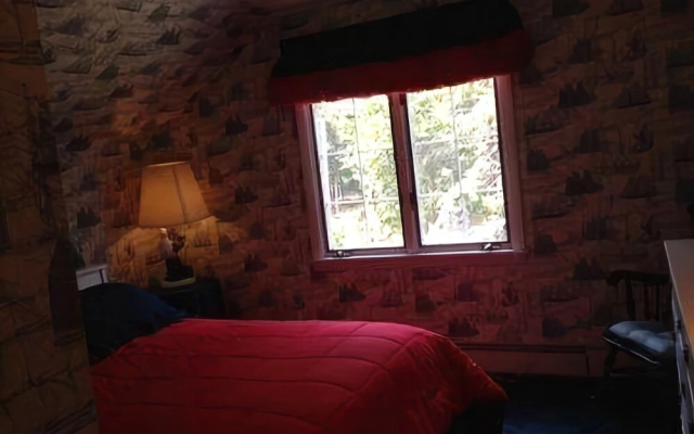 Shangri-La - Four Bedroom Home