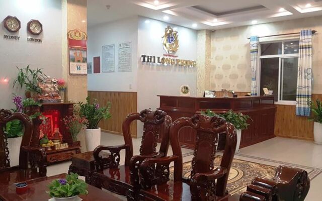 Thi Long Phung Hotel