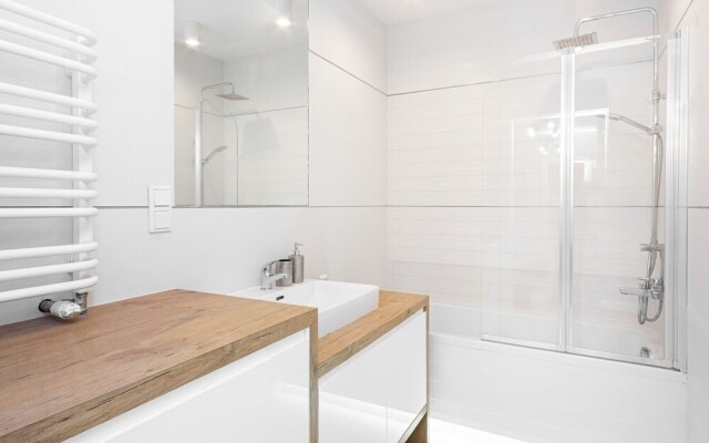 Apartment Krakow Wawrzynca by Renters