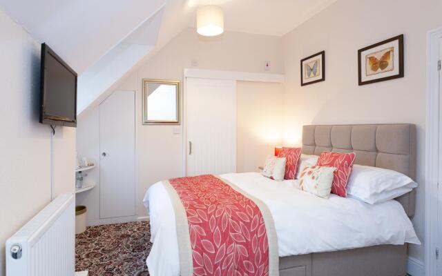 The Ravenswood B&B