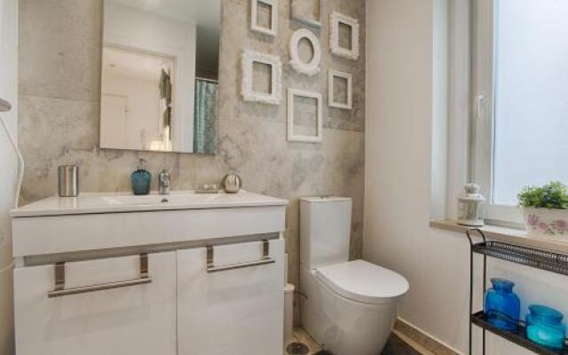 BmyGuest - 28 Tram Central Apartment