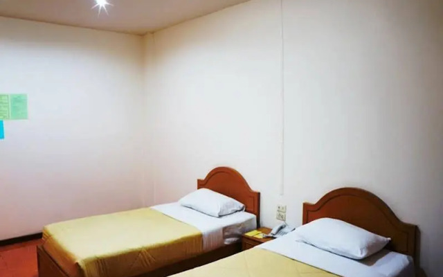 Tonkhoon Hotel