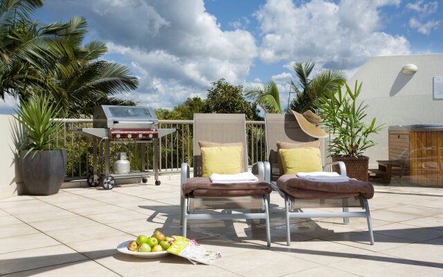 Noosa Tropicana