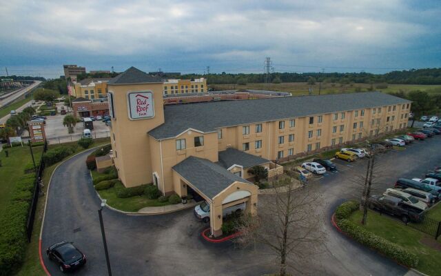 GreenTree Inn Houston IAH Airport