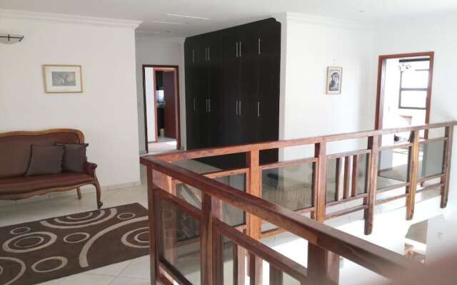 Shallow Water Inn Guesthouse