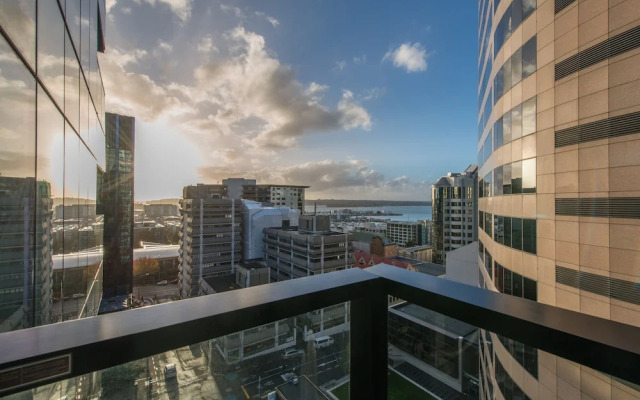 Ehome - Seaview 2Bed & 2Bath-Unbeatable Central Location