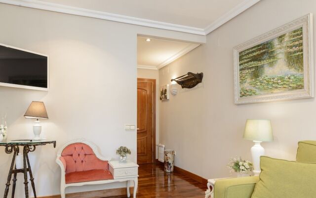 Charming Arguelles Apartment