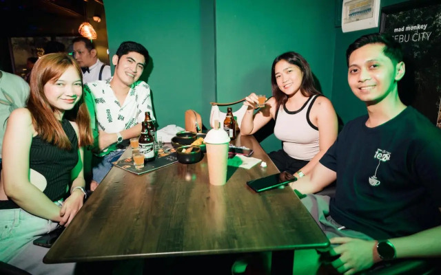 Mad Monkey Manila
