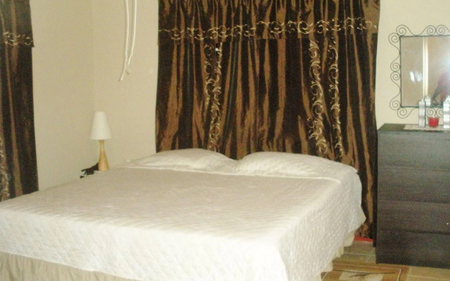 Mom's Village Resort