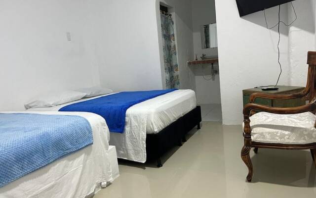 Habitacion Tr-V1D De Hostal Con V. Wifi