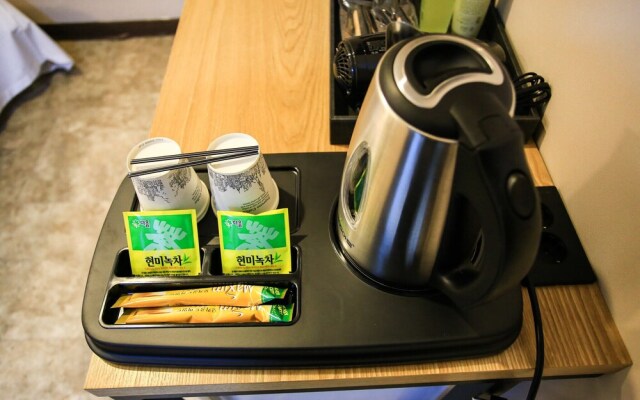 Seongnam Moran Hotel 3151