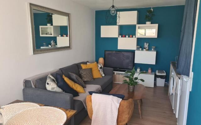 Appartement T2 27m² meublé vue mer, 50m de la plage