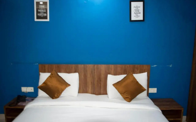 LA Rooms