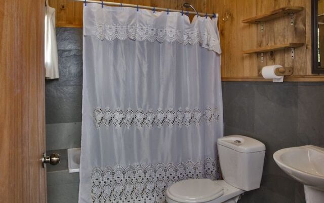 Antuquelen Lodge Cabañas