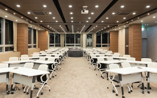 Culture Hotel LAAM