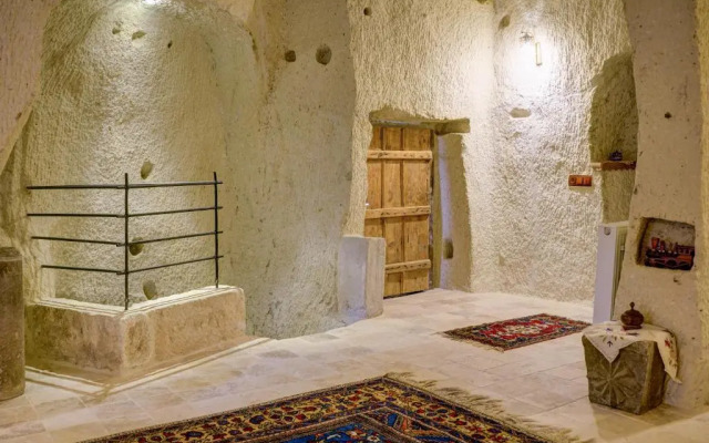 Gibos Cave Hotel