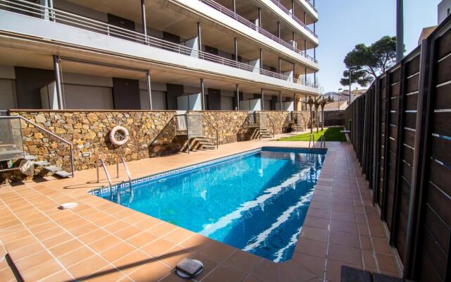 Agi Torre Quimeta Apartments