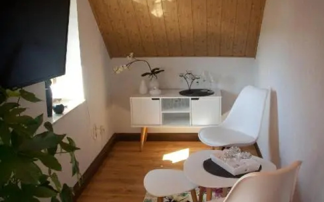 Gastezimmer Im Grunen Haus (Adults Only)