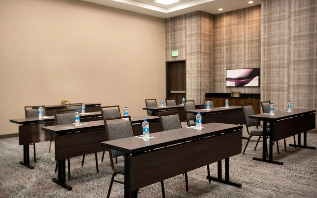 Courtyard by Marriott Mesa At Wrigleyville West