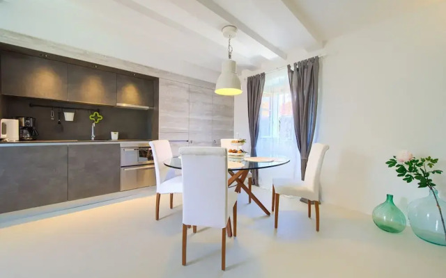 Vibrant and Elegant Downtown Krk Apartments