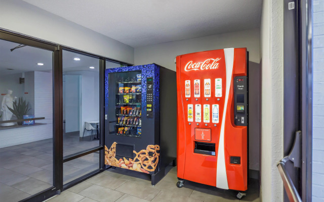 Motel 6 Franklin, OH