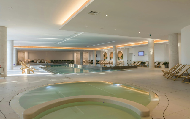 Ensana Aquahouse Health Spa Hotel