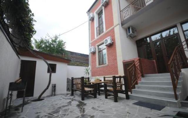 Hotel 9 Rooms-Avlabari