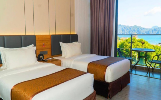 Vienna Hotel (Newly Renovated 2025)