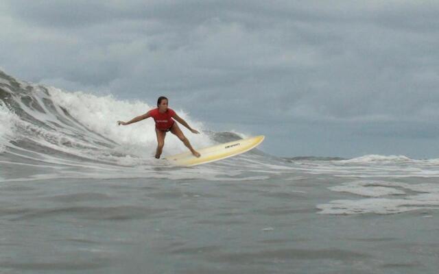 Burnt Toast Surfcamp