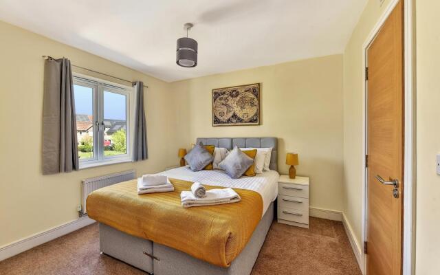 London Heathrow Living Holywell Serviced House C