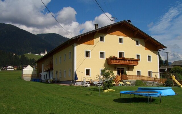 Apartment With 5 Bedrooms in Strassen, With Wonderful Mountain View, P