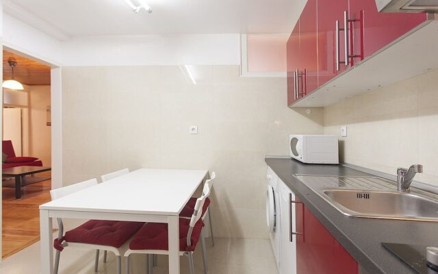 Silva 3 Apartment by Rental4all