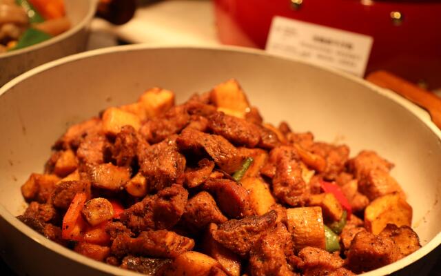Holiday Inn Fuyang