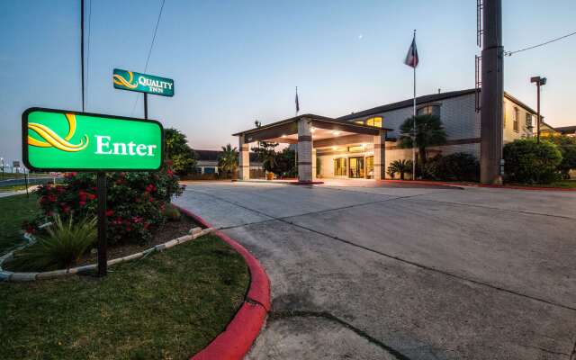 Quality Inn University near Downtown