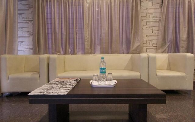 OYO 14520 Habitat Hotel & Suites