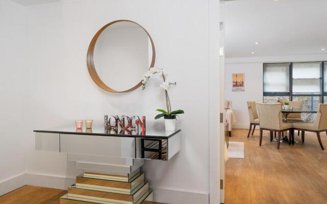 NEW 2 Bedr 3 Beds 2,5 Bath COVENT GARDEN