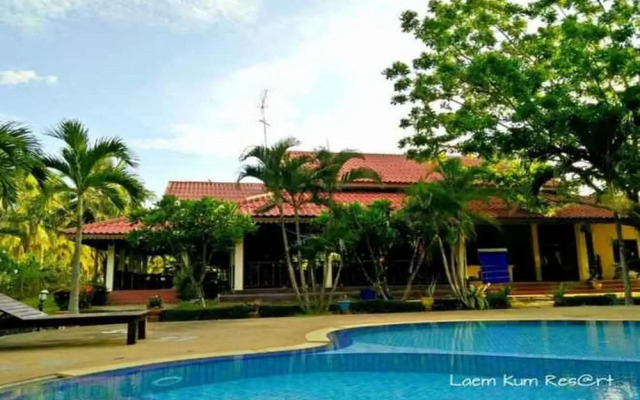 CAPITAL O1142 Laemkum Beach Resort