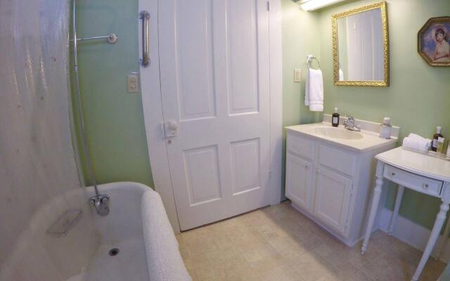 Hardeman House Bed and Breakfast