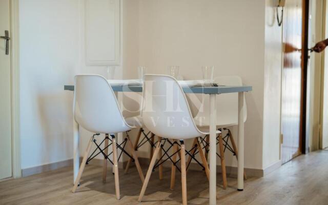 Cosy apartment for 6 persons near tramway in Nice