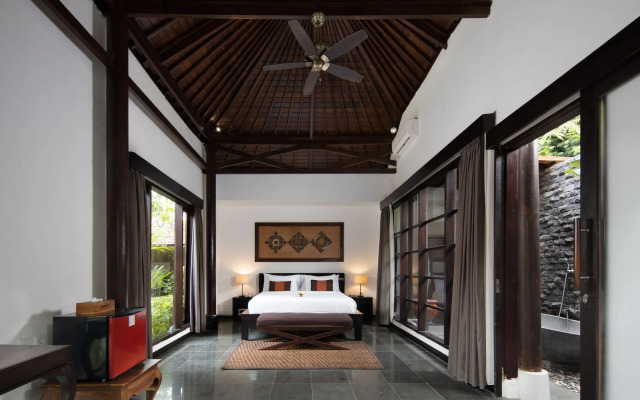 Ubud Raya Villa