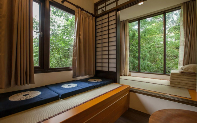 Zhuo Ye Cottage