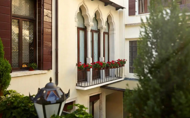 Palazzo Paruta & Wellness Apartments