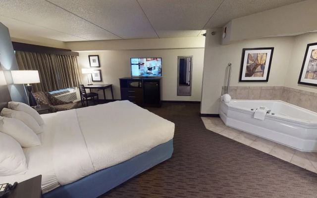 AmericInn by Wyndham Mounds View Minneapolis
