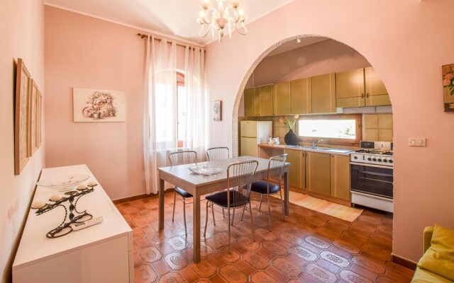 Nice Apartment in Guardavalle Marina With 1 Bedrooms