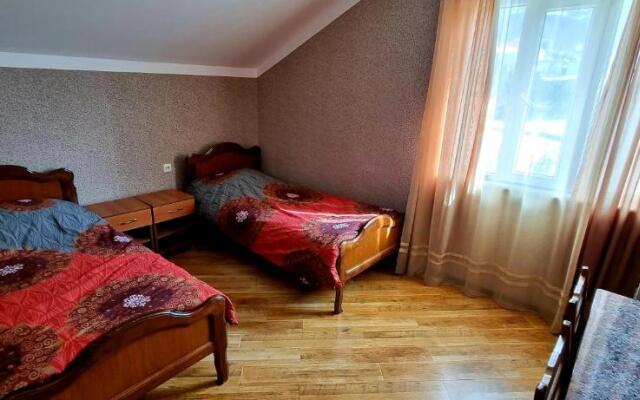 Veli Group guest house near Gelati Monastery